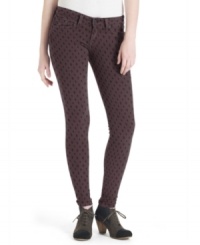 Get printed in Levi's 535 leggings! Cool graphics give modern edge to the classic, five-pocket denim style.