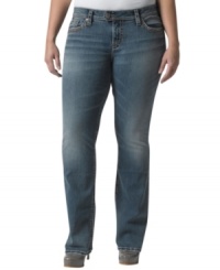 Finished by a medium wash, Silver Jeans' plus size bootcut jeans are essentials for your casual wardrobe. (Clearance)