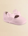 A soft satin bow ties a pretty style for a beautiful baby. Leather lined Padded insole Nubuck suede outsole with Ralph Lauren embroidery Imported