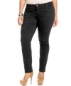 Add a sleek feel to your casual style with MICHAEL Michael Kors' plus size skinny jeans, finished by a black wash.