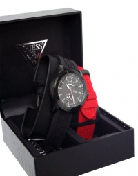 GUESS U10660G1 Dynamic Sport Watch with Two Interchange