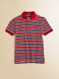 A timelessly preppy short-sleeved polo shirt in lightweight, striped cotton.Shirt collarShort sleevesButton-frontRibbed collar and armbandsUneven vented hemCottonMachine washImported Please note: Number of buttons may vary depending on size ordered. 