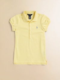 A longer button placket adds chic style to this classic mesh cotton design, mercerized for a soft sheen. Polo collar Short puff sleeves Button placket Embroidered logo pony on chest Side slits Uneven hem 98% cotton/2% elastane Machine wash Imported 