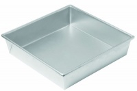 Chicago Metallic Commercial II Traditional Uncoated 9-Inch Square Cake Pan