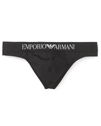 With its sleek cut and smooth fabrication, Armani's thong is an essential foundation for slim-fitting styles.