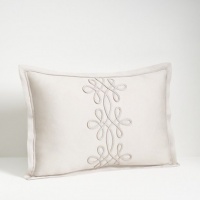 Vera Wang Love Knots Decorative Throw Pillow