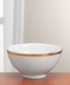 Add the warm glow of gold to your formal table with the classic style of the Grand Buffet Gold dinnerware collection. This graceful cereal bowl is a sophisticated addition to the breakfast or brunch table.