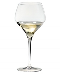 Savor the subtle flavors and aromas of your favorite Montrachet with this uniquely shaped wine glass. Latin for vine, the Vitis collection from Riedel features tall pulled crystal stems and grape-specific bowls for enhanced everyday wine tasting.