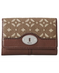 Signature jacquard with vintage-inspired hardware gives this petite, portable design from Fossil a classic yet contemporary look. Compact yet equipped to stow coins, cards, cash and ID, it easily slips into your handbag with the utmost discretion.