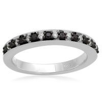 Sterling Silver Black and White Diamond Band Ring (1/4 cttw, I-J Color, I3 Clarity)