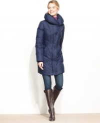 Prepare for the warmth with Larry Levine's puffer. The pillow collar gives this cozy coat a sleeker, more refined look.