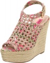 Betsey Johnson Women's Beckeyy Wedge Sandal