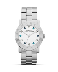 A statement watch is a must for every it-girl, and MARC BY MARC JACOBS glitzy style says glamour. It's sleek design is perfect for the day-to-day, so roll up your sleeves to show off this piece.