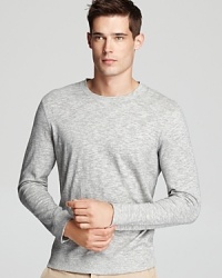 Comfortable and cool, this design from Vince is everything you want out of a long-sleeve cotton tee.