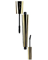 GUERLAIN INTRODUCES : Le 2 de GuerlainTwo Brush Mascara, so no lash is forgottenGuerlain's innovation is to have created two brushes with amazing characteristics so no lash is forgotten. The first brush transforms the eyelashes with a single stroke, fills them out, lengthens, curves and separates them.The second, miniature brush is designed for the inner and outer corners and tilted 7°, to reach and grab the smaller eyelashes and make them up easily without smudges or mistakes. Thanks to the revolutionary Le 2 de Guerlain, you can have it all: volume + length + curve + definition.