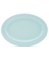 Elegance comes easy with the Fair Harbor oval platter. Durable stoneware in a cool sky hue is half glazed, half matte and totally timeless. From the kate spade new york dinnerware collection.