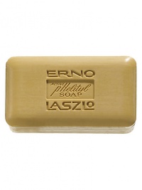 An emollient-rich, French-milled soap to keep skin moist and clean thoroughly without stripping.