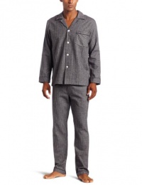 Majestic International Men's Thurston's Flannel Long Sleeve Pajama Set