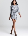 Show off your animal magnetism in this leopard-print Gryphon dress, rendered in pure silk for spot-on style.