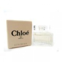 Chloe New by Chloe for Women Mini 0.17oz / 5ml Eau De Parfum Miniature Splash