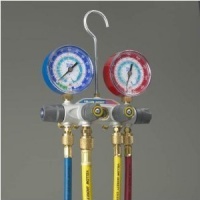 Yellow Jacket 49967 TITAN 4-V Manifold Gauges W/Hoses R-22/404A/410A [Misc.]