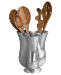 Nambe ensures important kitchen tools are always in reach, not stashed in a drawer. Like a vase of fresh flowers, the Gourmet Tulip jug creates a stunning arrangement of all the essentials. Designed by Steve Cozzolino.