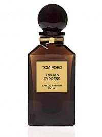 A distinctive fragrance that blends tradition and innovation. Notes of vibrant Citrus, verdant Basil and Mint meld with radiant woods and resins before the refined Cypress heart ignites to reveal an earthy warmth. An aromatic botanic-rich fusion designed for the contemporary fragrance connoisseur. 