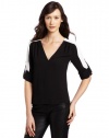 BCBGMAXAZRIA Women's Alaine Contrast Yoke V Neck Top, Black Combo, Small