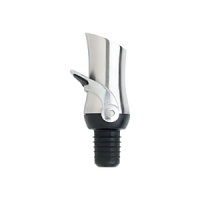 The OXO two-in-one Wine Stopper-Pourer is perfect for both the wine connoisseur to the casual entertainer. A soft, comfortable lever seals the bottle for short-term storage while the countered spout reduces drips and spills while pouring.