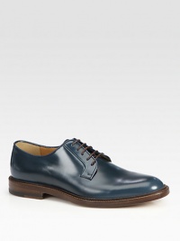 Cezanne lace-up derby in night peacock leather.Leather soleMade in Italy