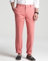 In woven twill, these Vineyard Vines club pants lend a timeless look to weekend outings.