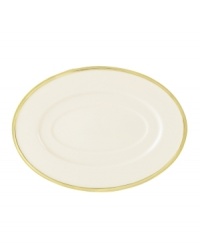 For nearly 150 years, Lenox has been renowned throughout the world as a premier designer and manufacturer of fine china. Eternal is a beautifully classic Presidential pattern designed to bring tradition as well as elegance to your formal entertaining table, in heirloom-quality ivory bone china edged in polished gold.