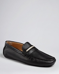 Slip on these casual but super-refined drivers in exceptional pebbled leather for a handsome finish.