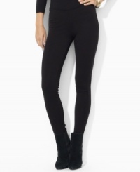 Lauren Ralph Lauren's essential legging crafted in comfortable stretch ponte creates a body-conscious silhouette and allows for maximum ease of movement.