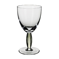 New Cottage stemware is a transitional design and now available in Amber. Perfectly suited for modern or traditional settings. Composed of lead free crystal, this collection is dishwasher safe.