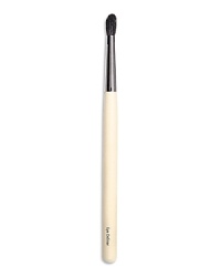 A long tapered brush, similar to a paint brush, for precise eye shade application. Made of luxuriously soft black squirrel hair.