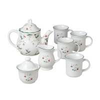 Pfaltzgraff Winterberry Tea Set