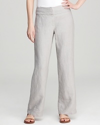 Casual yet refined, these Eileen Fisher trousers lend effortless style to your everyday, whether you're headed for a weekend getaway or a laid-back lunch.