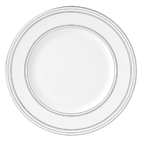 Sparkling platinum and mica accent this decidedly contemporary Vera Wang dinner plate, lending a look that's fresh and dimensional.