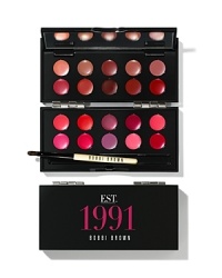 Tailor-made for the lipstick lover, this collectors edition palette features the 10 original Lip Colors launched by Bobbi in 1991 plus 10 bright, ultra modern options. Wear the shades on their own or mix and blend them to create custom colors.