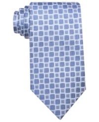 Patterns on this Perry Ellis tie add just the pop you need to standout in the office hallways.