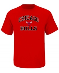 Show your love for the Chicago Bulls team in this color tee by Majestic and made from 100% cotton for all day breathability and comfort.