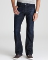 A straight fit jean in a dark wash gives you a flexible style that works from morning to night, dressed up or down.