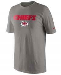 From the pre-game to after-party, show off your Kansas City Chiefs pride in this NFL football t-shirt from Nike.