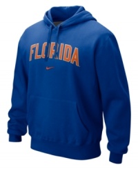 Set your team spirit soaring with this NCAA Florida Gators hoodie from Nike.