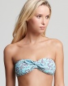 Channel summers past in this MARC BY MARC JACOBS bikini top featuring a sweet nostalgic print and retro silhouette.