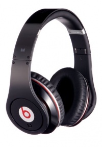 Beats by Dre Studio Blk Over Ear Headphone from Monster (Old Version)