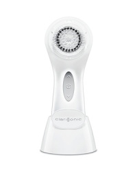 The new Clarisonic Aria infuses sonic cleansing with a harmonic blend of function and form. Sleek, modern and intuitive, Aria sings with 3 speeds, a real-time battery life indicator, dual functioning stand and USB enabled pLink® charger.