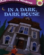 In a Dark, Dark House (All Aboard Reading)