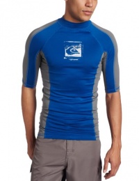 Quiksilver Men's Emulsion Short Sleeve Rashguard